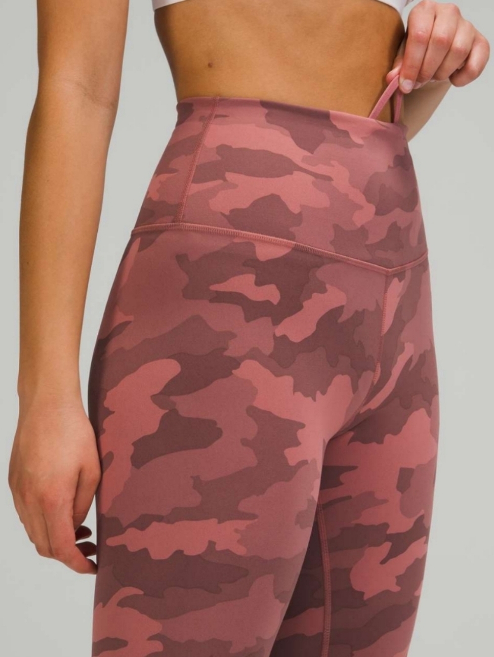 Lululemon Wunder Train High-Rise Crop 23"Heritage 365 Camo Brier Rose Multi